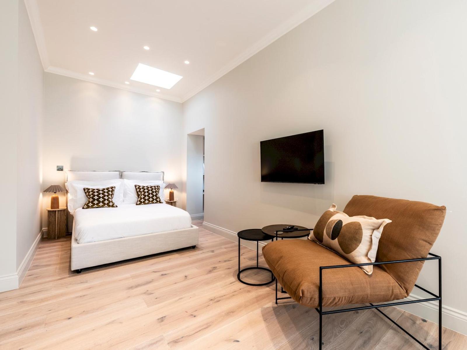 Apartment Pass The Keys Chic Loft-style